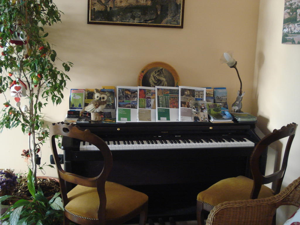 Abruzzo Segreto Bed & Breakfast Navelli Екстериор снимка